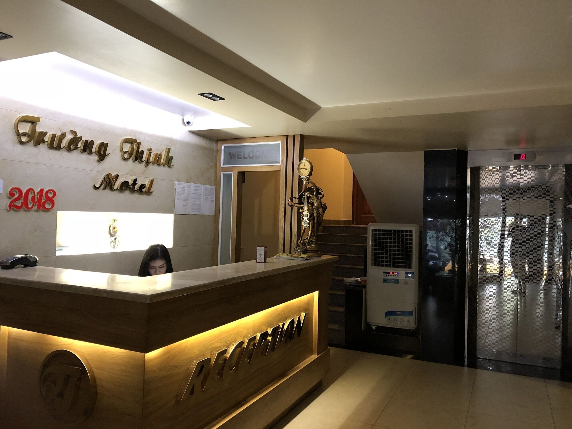 Truong Thinh Hotel Хошимин Екстериор снимка